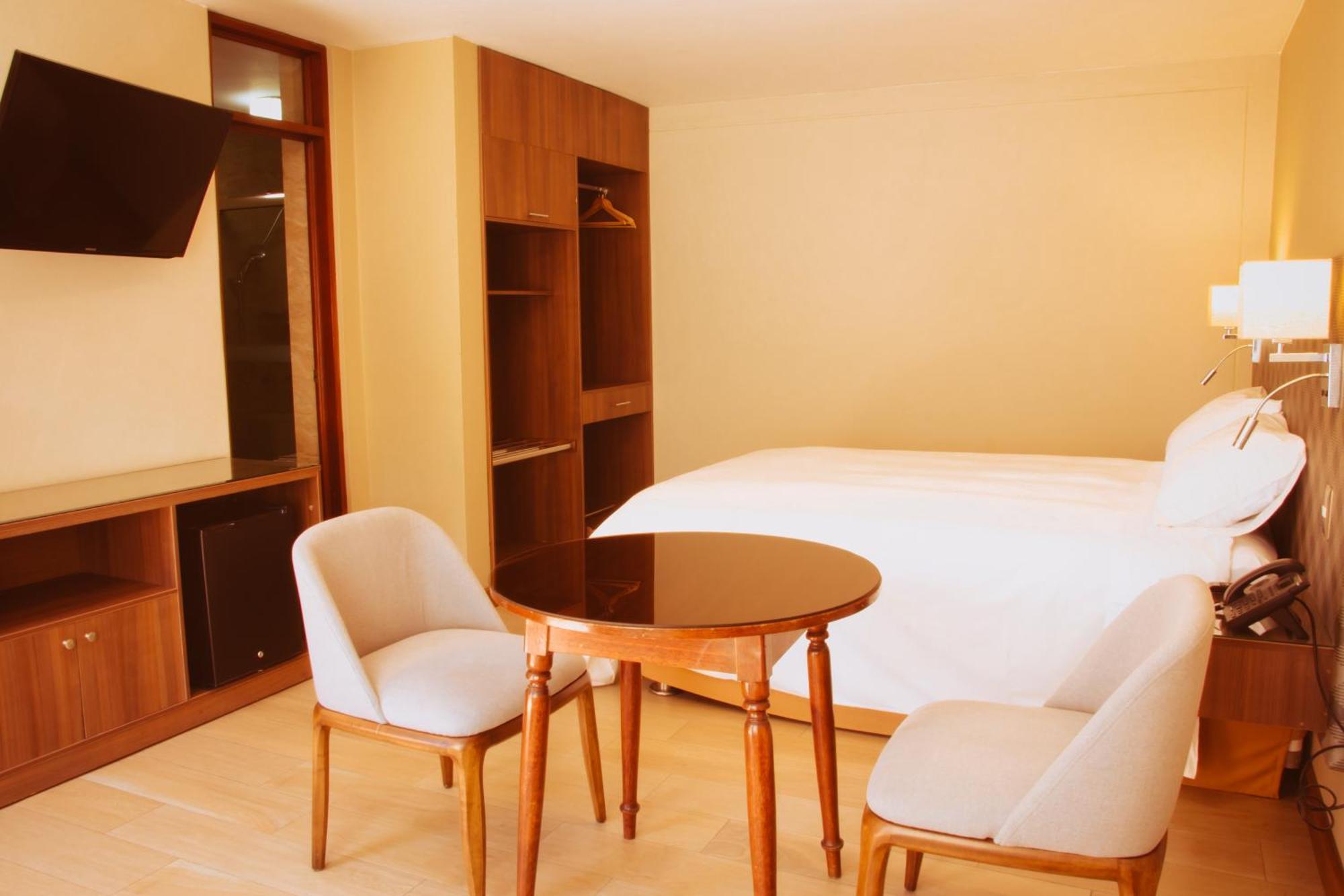 La Maison D'Elise Arequipa Bilik gambar